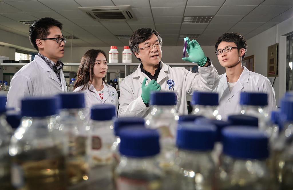 West China School/Hospital of Stomatology: Prof. Tian Weidong Has ...