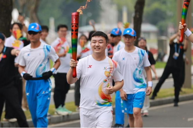 医学院学生孙一民,历史文化学院(旅游学院,考古文博学院)学生吴京蔓